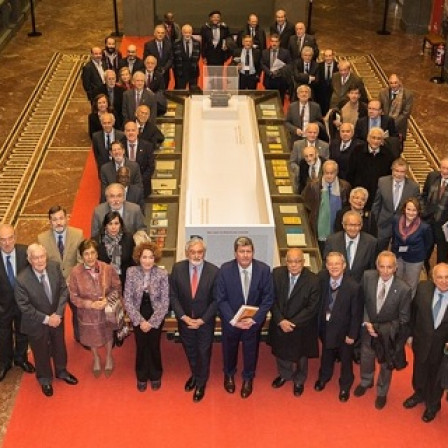 la RAE recibe miembros de la ASALE